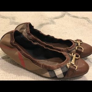 Burberry ballet shoes
